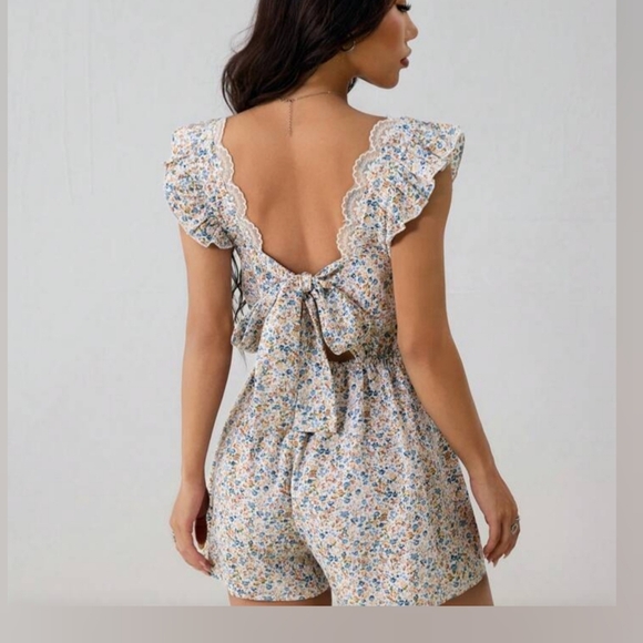 SHEIN Pants - Ditsy Floral Open Back Ruffle-Trimmed Romper